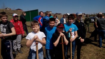 Акция "Посади дерево - вспомни о войне"