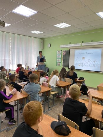 БИБЛИОТЕЧНЫЕ ЗАНЯТИЯ В ЛАГЕРЕ